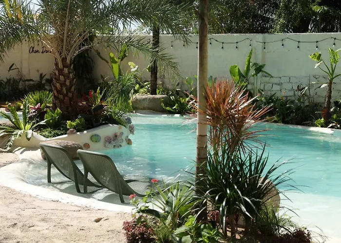 Chon's Dock & - Free Outdoor Pool